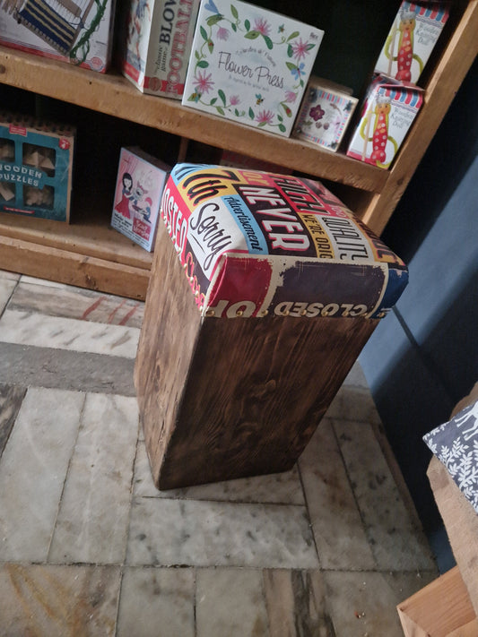 Soft Square STOOL, Featuring a thick UPHOLSTERED comfortable cushion top. Convenient Comfy room décor. Rustic vintage VINYL seating - 480mm